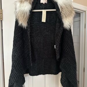 Skies Are Blue Black Chunky Knit Poncho with Faux Fur Trim